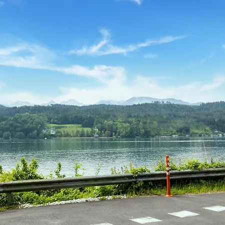 아파트 In Carinthia On Woerthersee *
